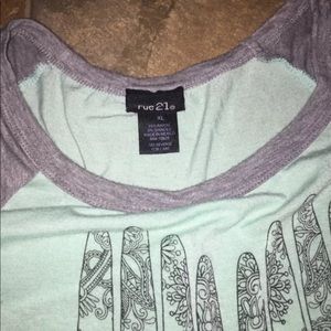 🦋Rue 21 T-shirt🦋